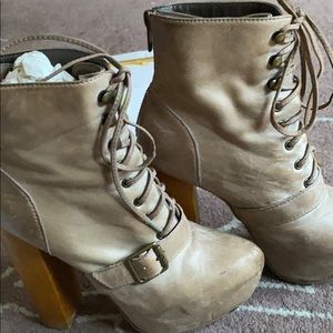 Steve Madden boots